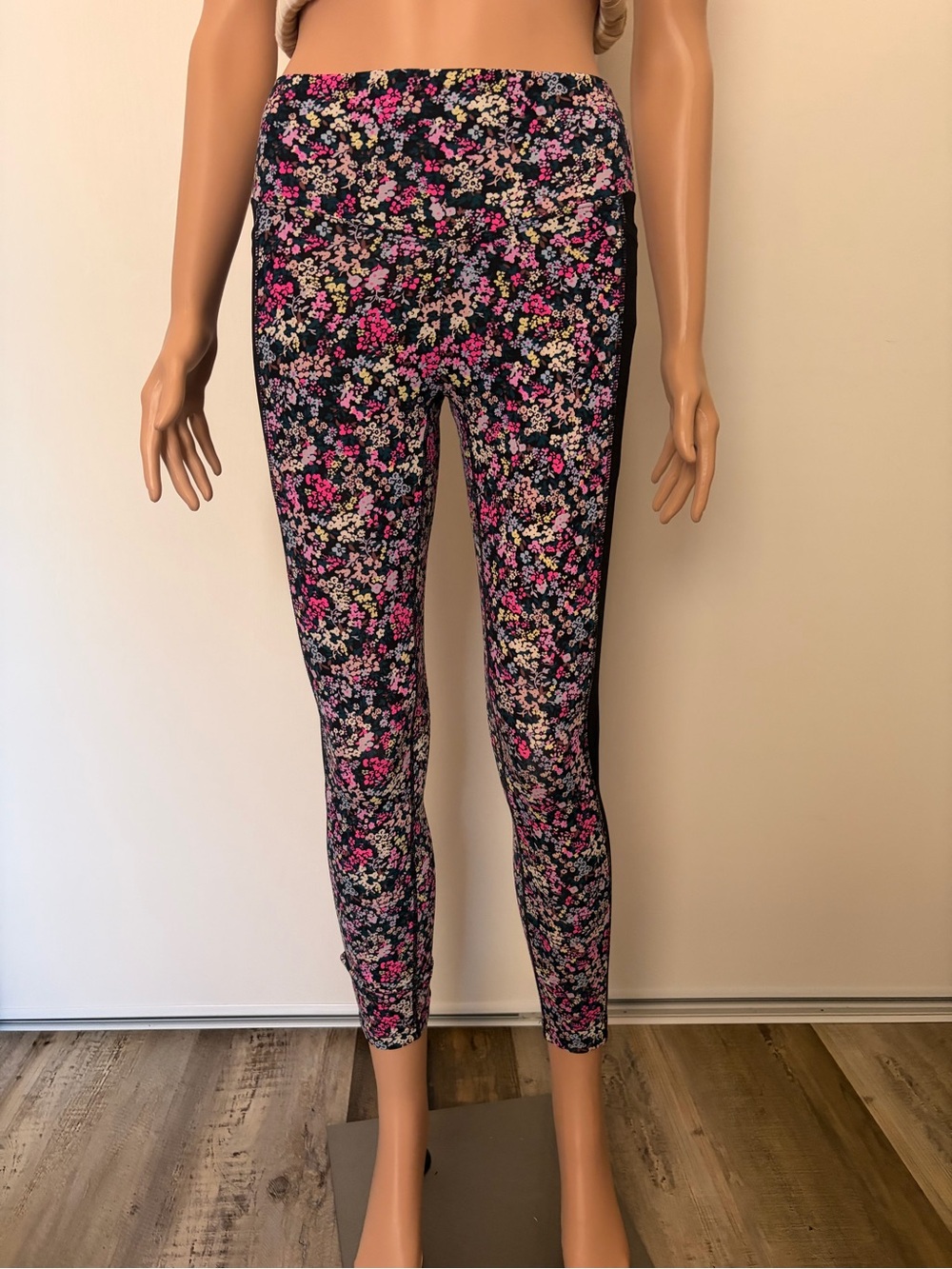 PINK Victoria's Secret Black Floral Leggings with Pink & Cream Accents